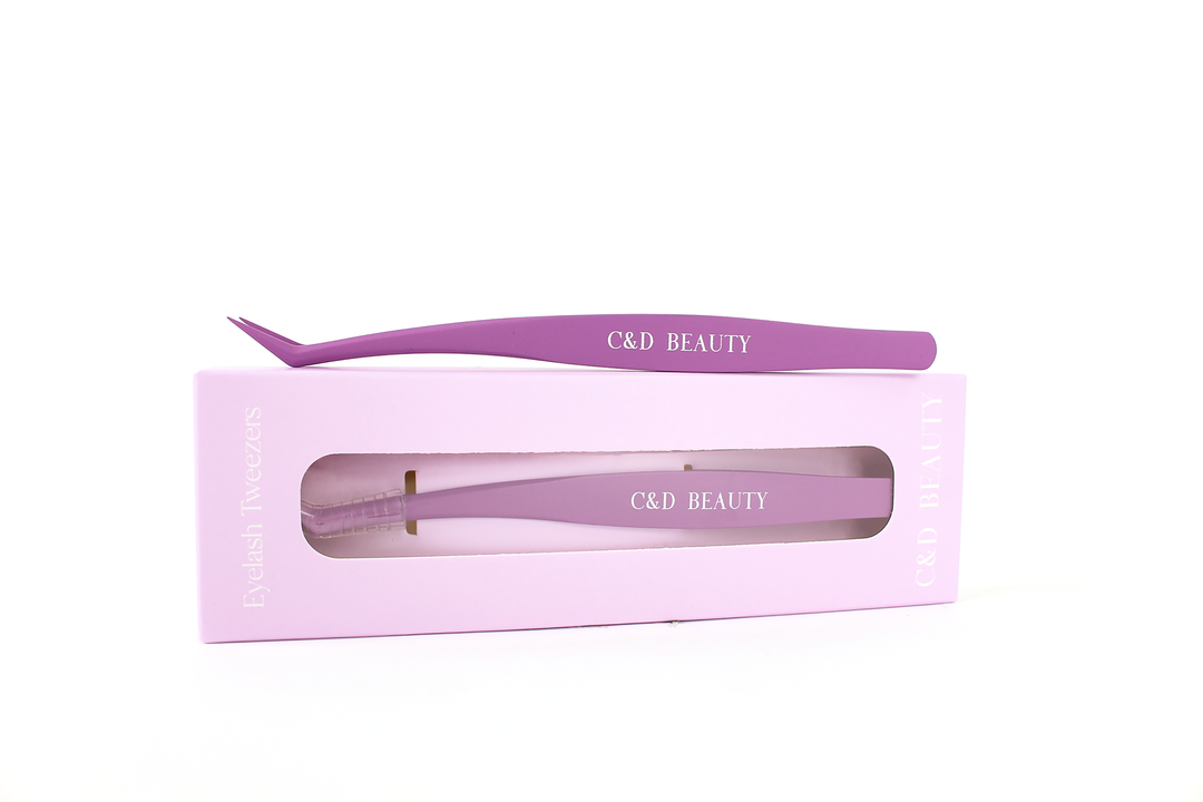 Sleek &amp; Stick-Free Tweezers