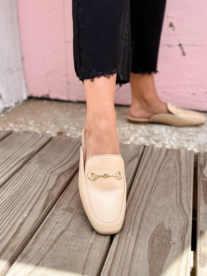 Charmer Slip on - Camel