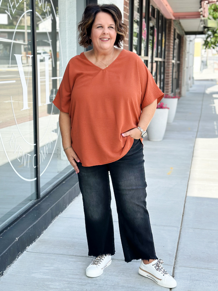 The Nicole Basic Top - Rust