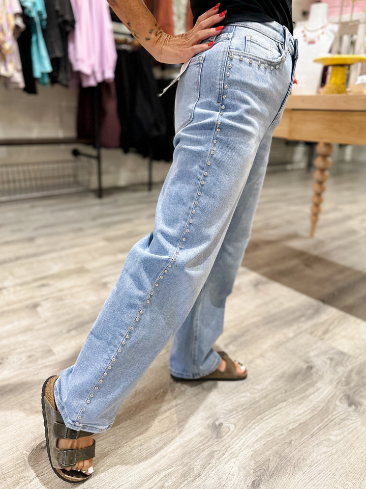 The Nora Jean - Studs