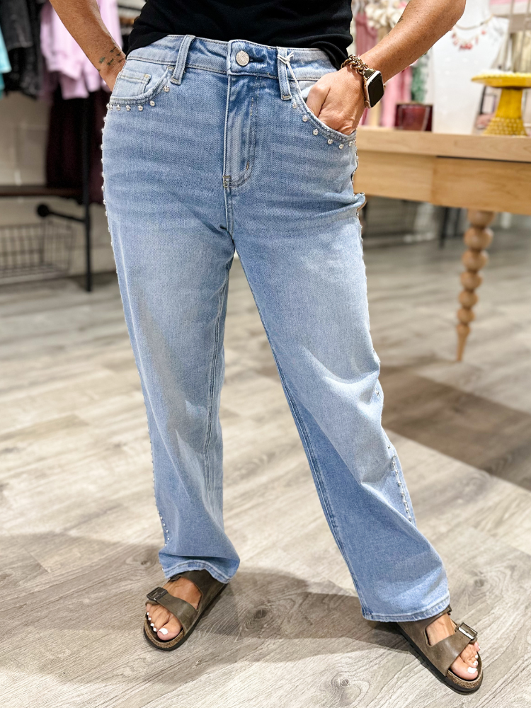 The Nora Jean - Studs