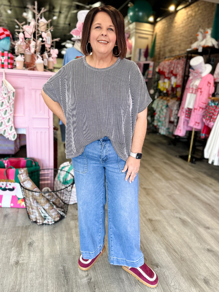 The Echo Top - Black