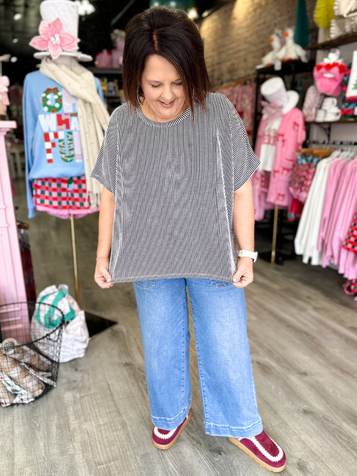 The Echo Top - Black