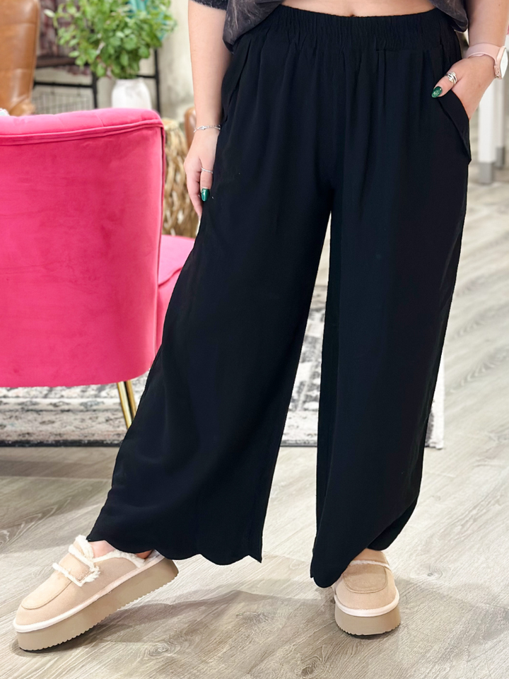 The Chloe Bottom - Black