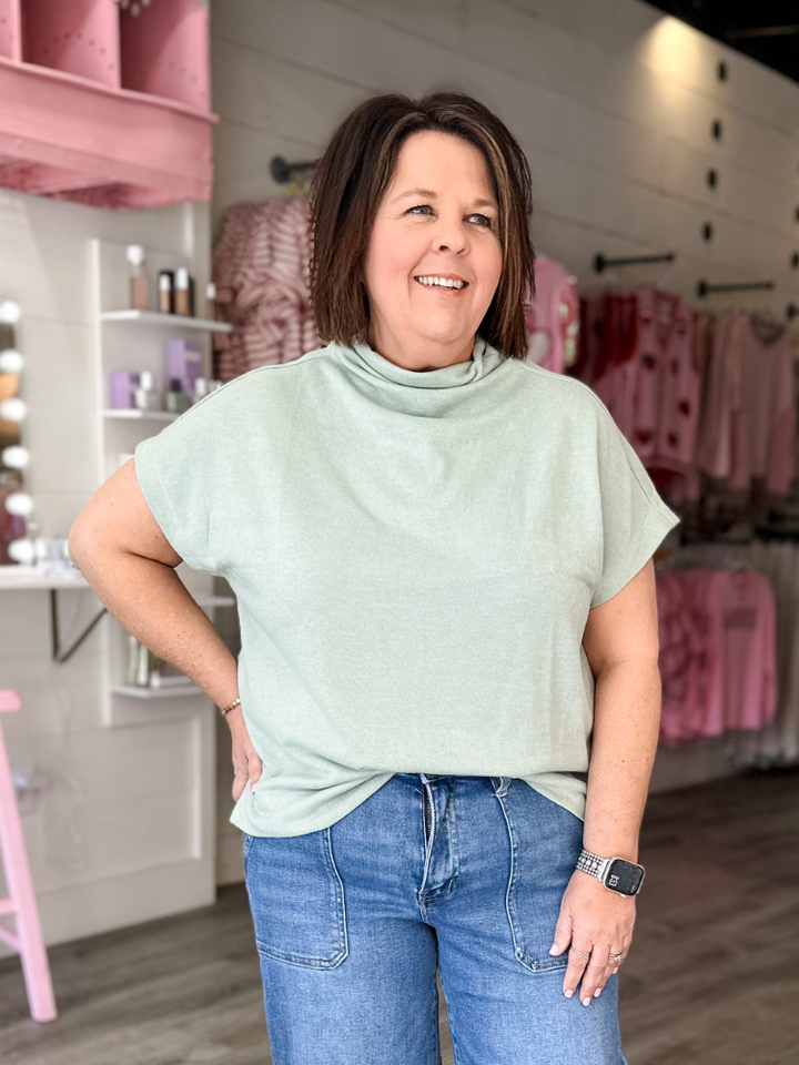 The Betty Sweater Top - Mint