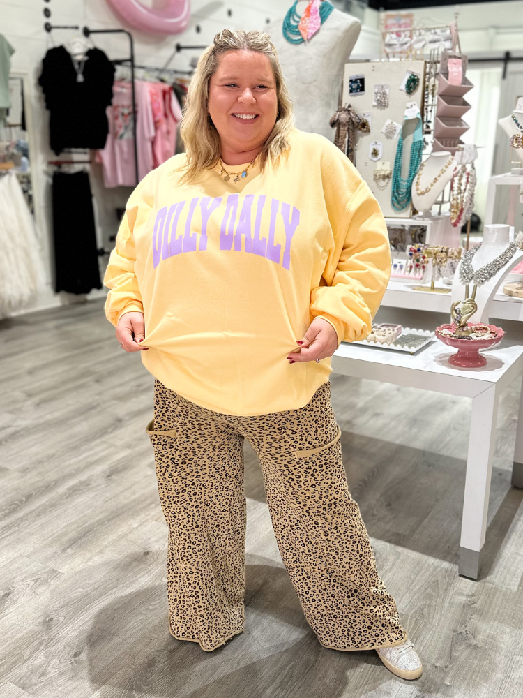 Dilly Dally Sweatshirt - Yellow Haze