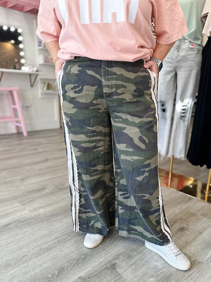 The Kori Pants - Washed Camo
