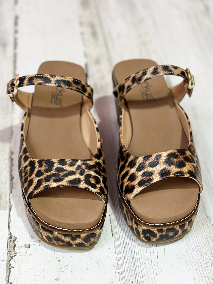 Treat Yourself Wedge - Leopard