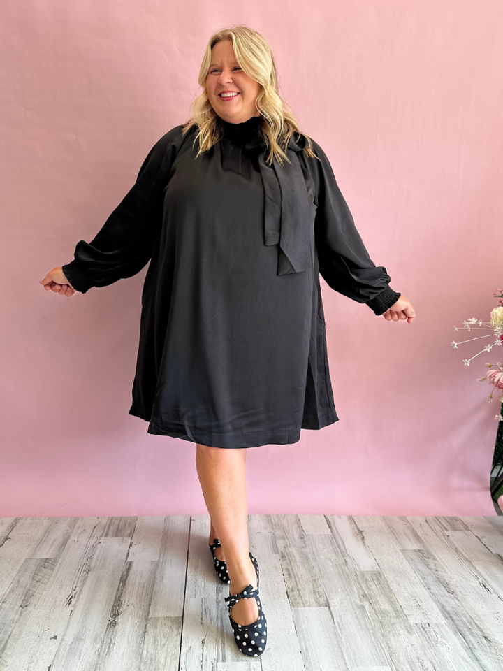 The Luna Dress - Black
