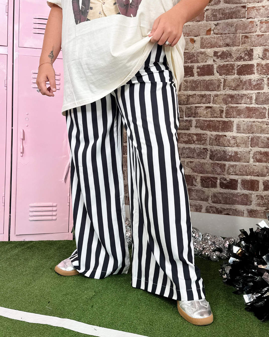 The Mona Striped Wide Leg Pant - Black