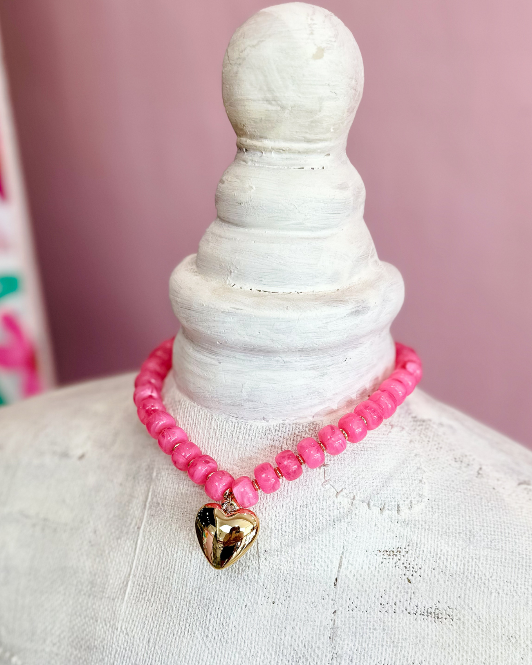 Gold Heart Resin Beaded Necklace - Hot Pink