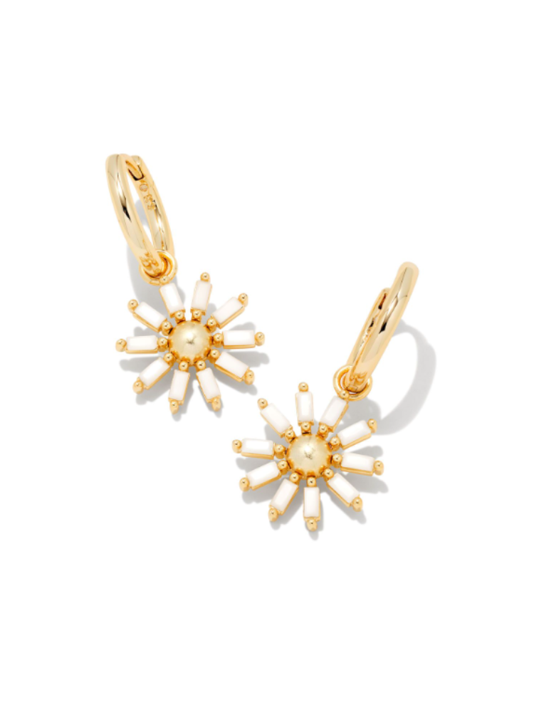 Kendra Scott - Madison Daisy Huggie Earrings in Gold White Opaque Glass